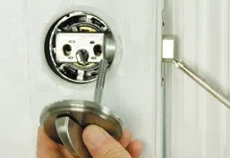 Amber Locksmith Store Cincinnati, OH 513-726-2019 - Lock-replace